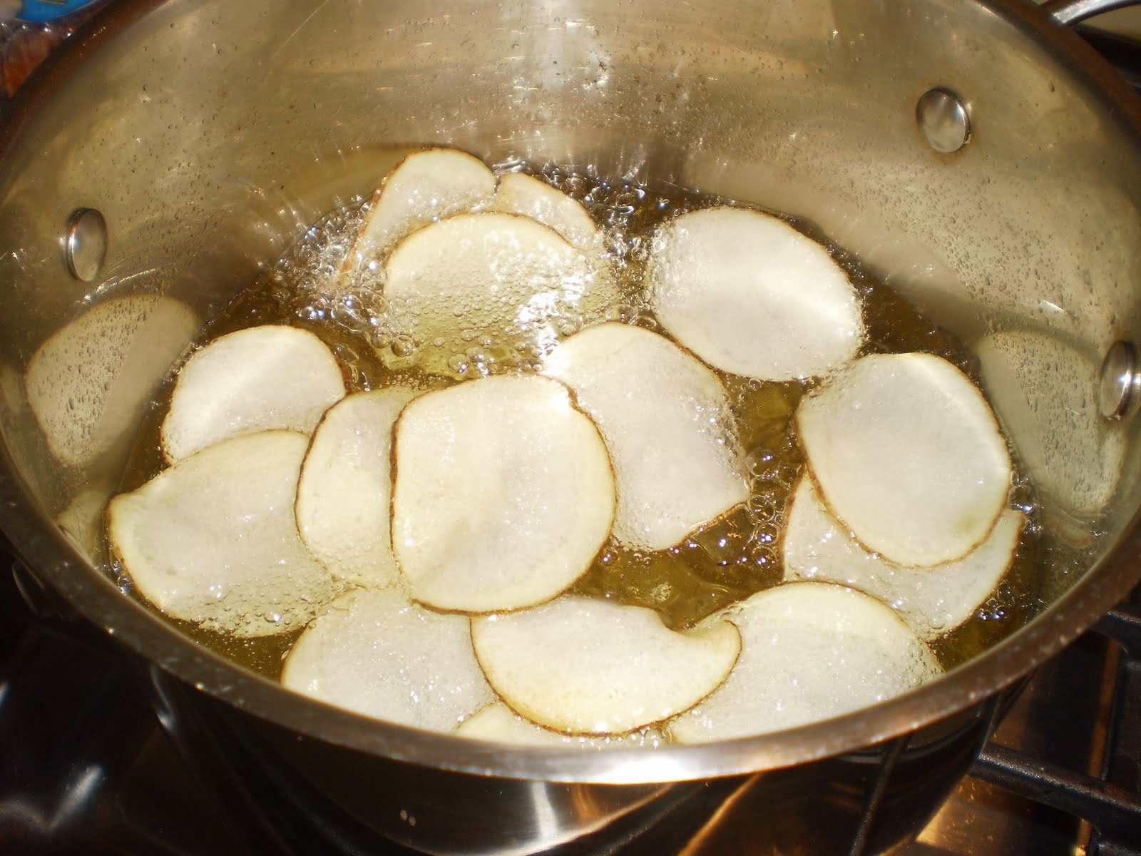 Homemade Potato Chips with Rosemary and Sea Salt Virtually Homemade