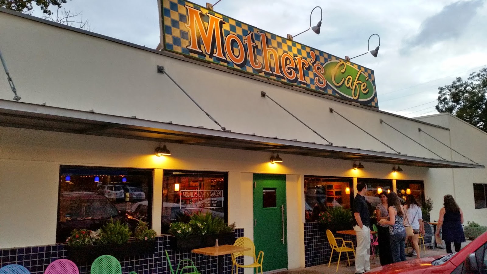 An Officer And A Geek Eating Through Austin Mother S Cafe Austin