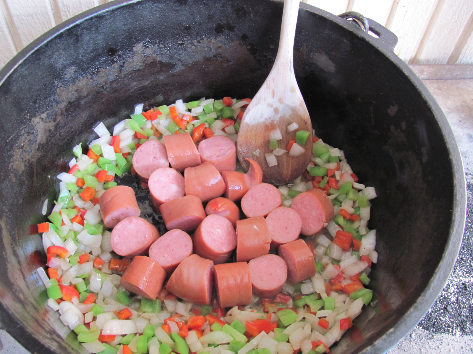 Rogue Dutch Oven Cookers Dutch oven Kielbasa and Cabbage