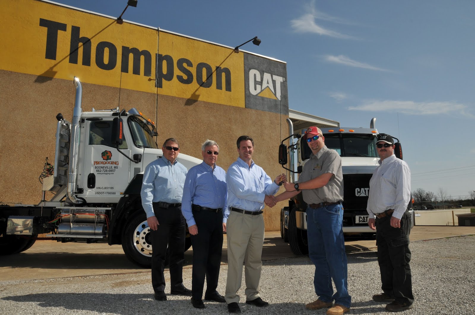 Thompson Machinery: Thompson Truck Centers, LLC Delivers First Cat
