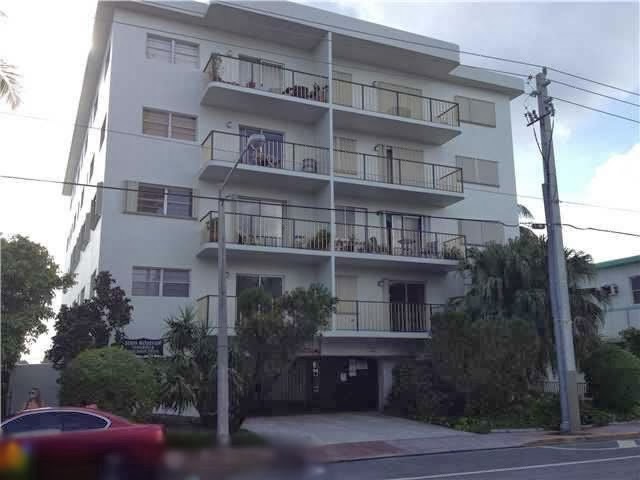 Ótimo Apartamento em Miami Beach $215,000