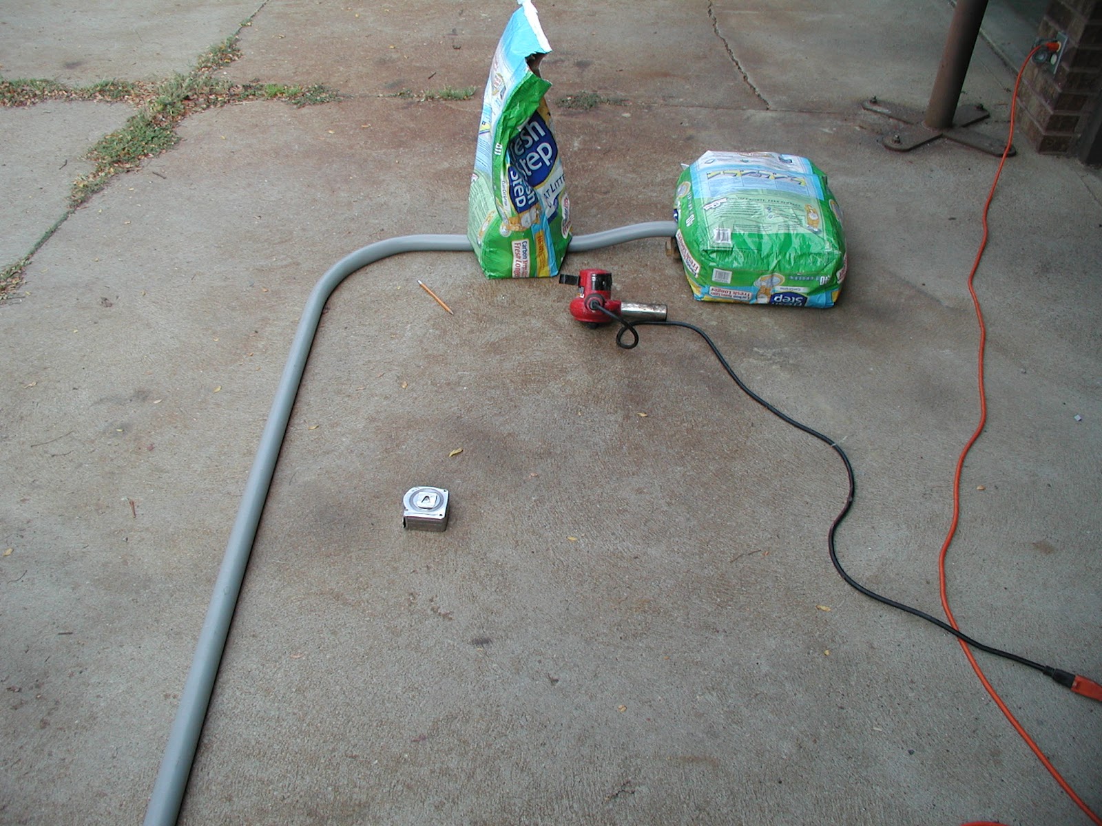 Wally&Sue Bending PVC conduit