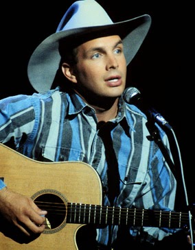MBTI enneagram type of Type that dislikes country music the most