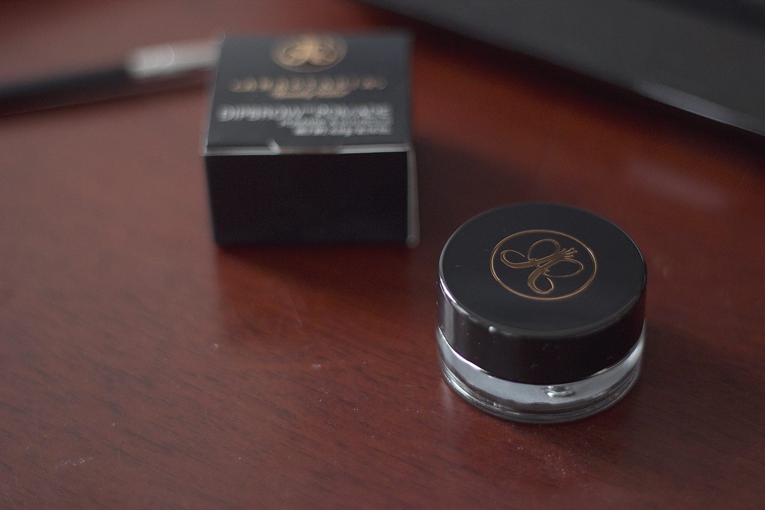 anastasia dipbrow pomade