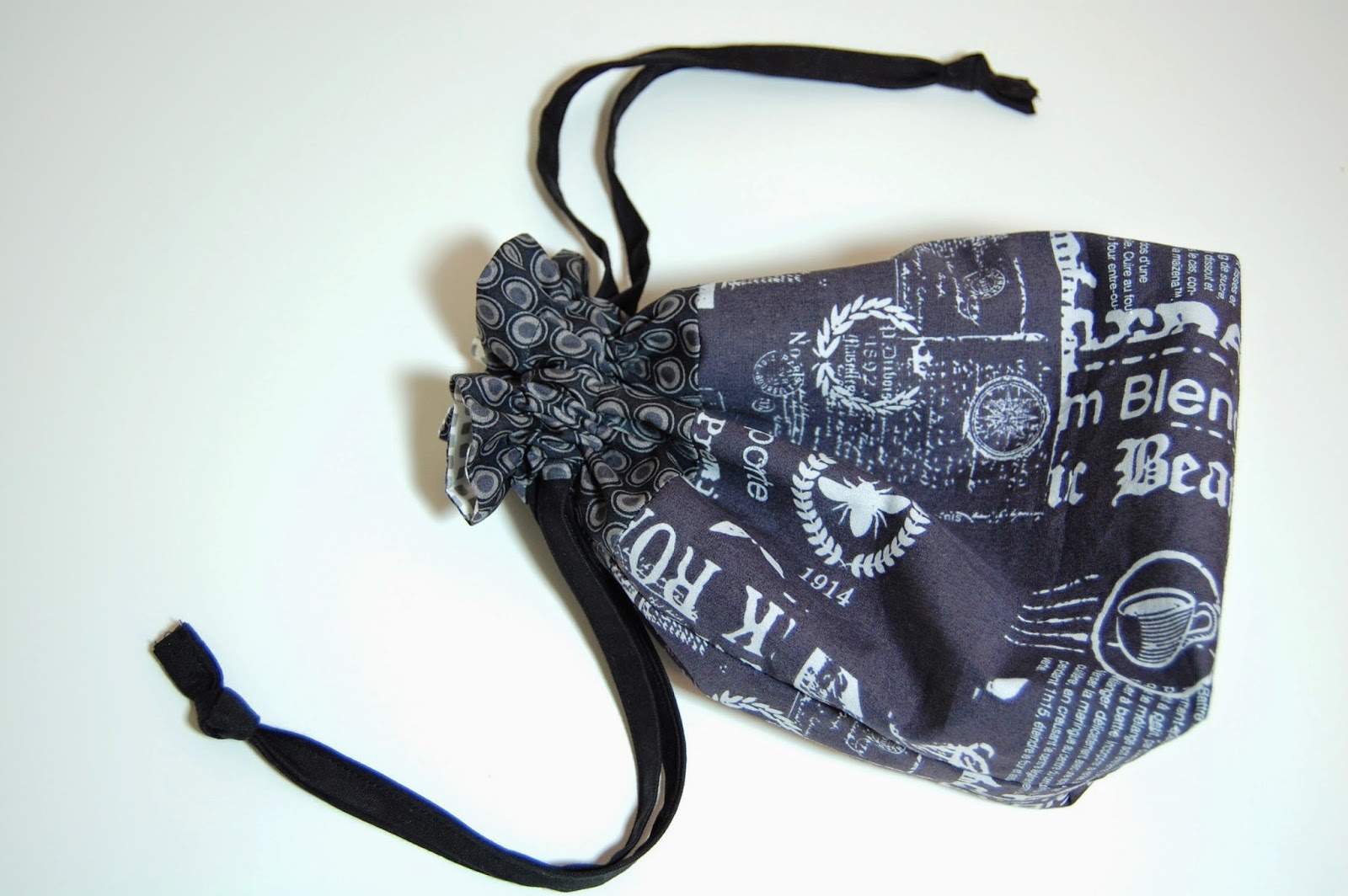 sewing belly buttons boutique Best Drawstring Bag pattern Ever ! Jeni