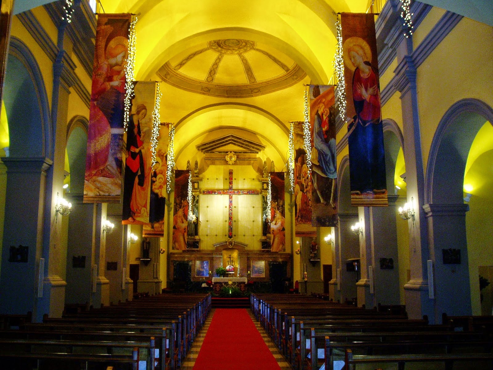 INTERIOR PARROQUIA S.ANTONIO-DENIA