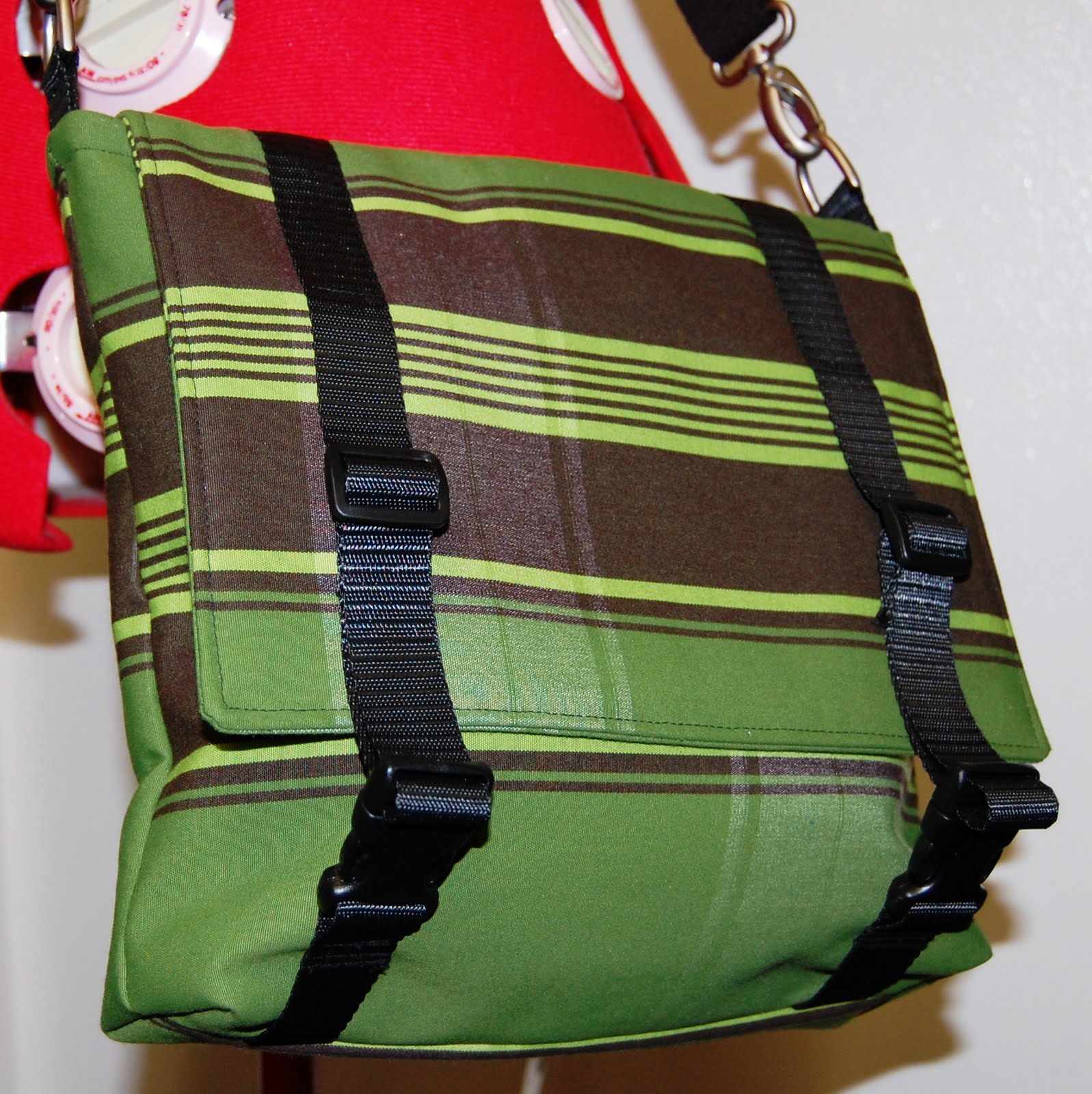 and sew it seams..... Preschool Backpack and a Satchel