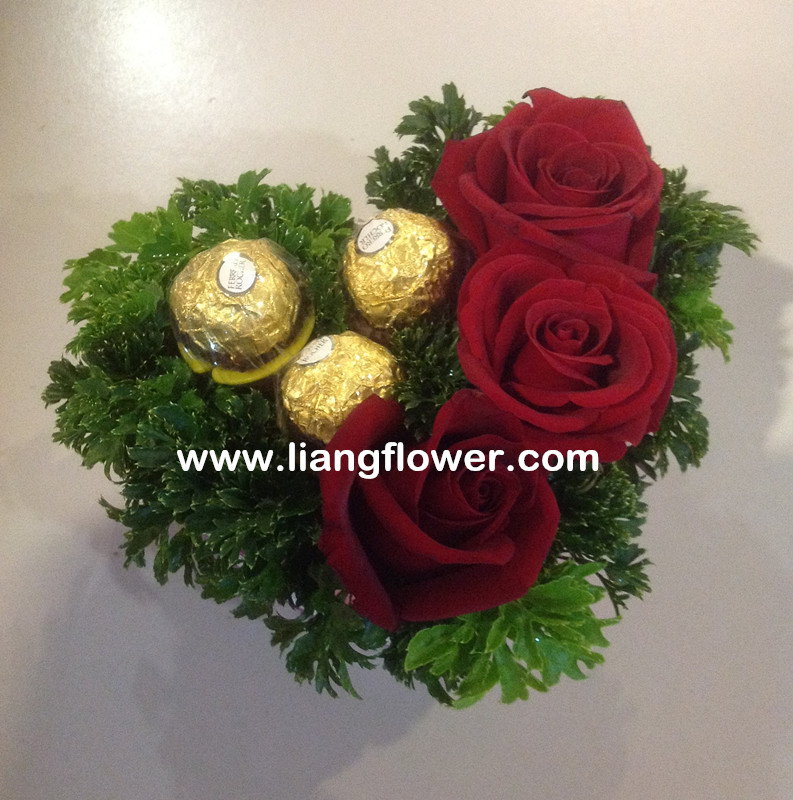 Roses in gift box
