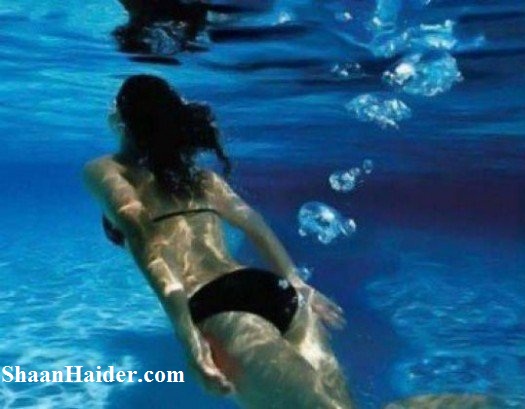 Girl Farting Under Water - The Most Useless Apps Of All Time