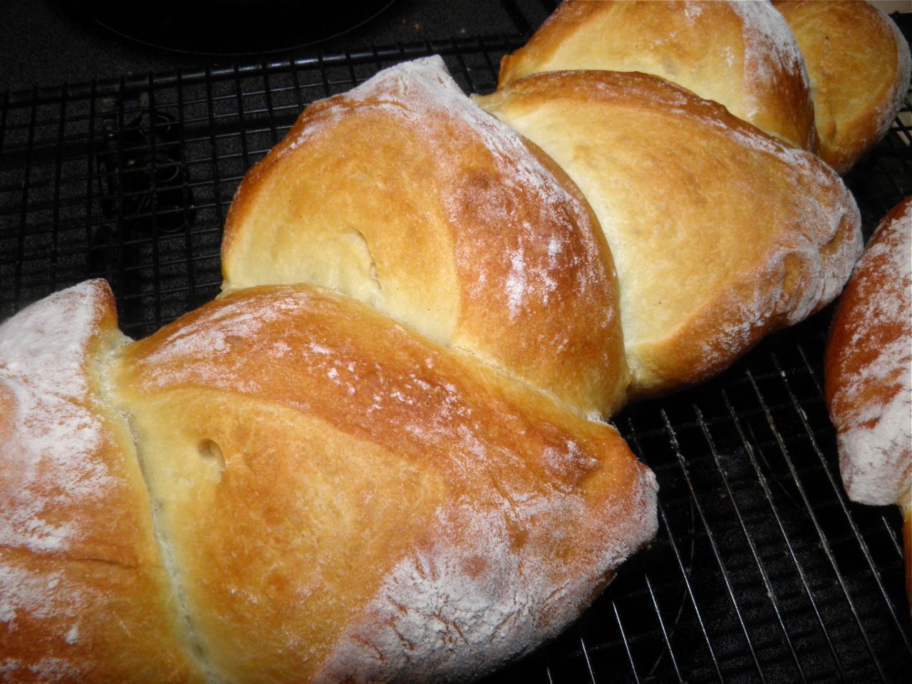 Wheat Sheaf Bread Warmer