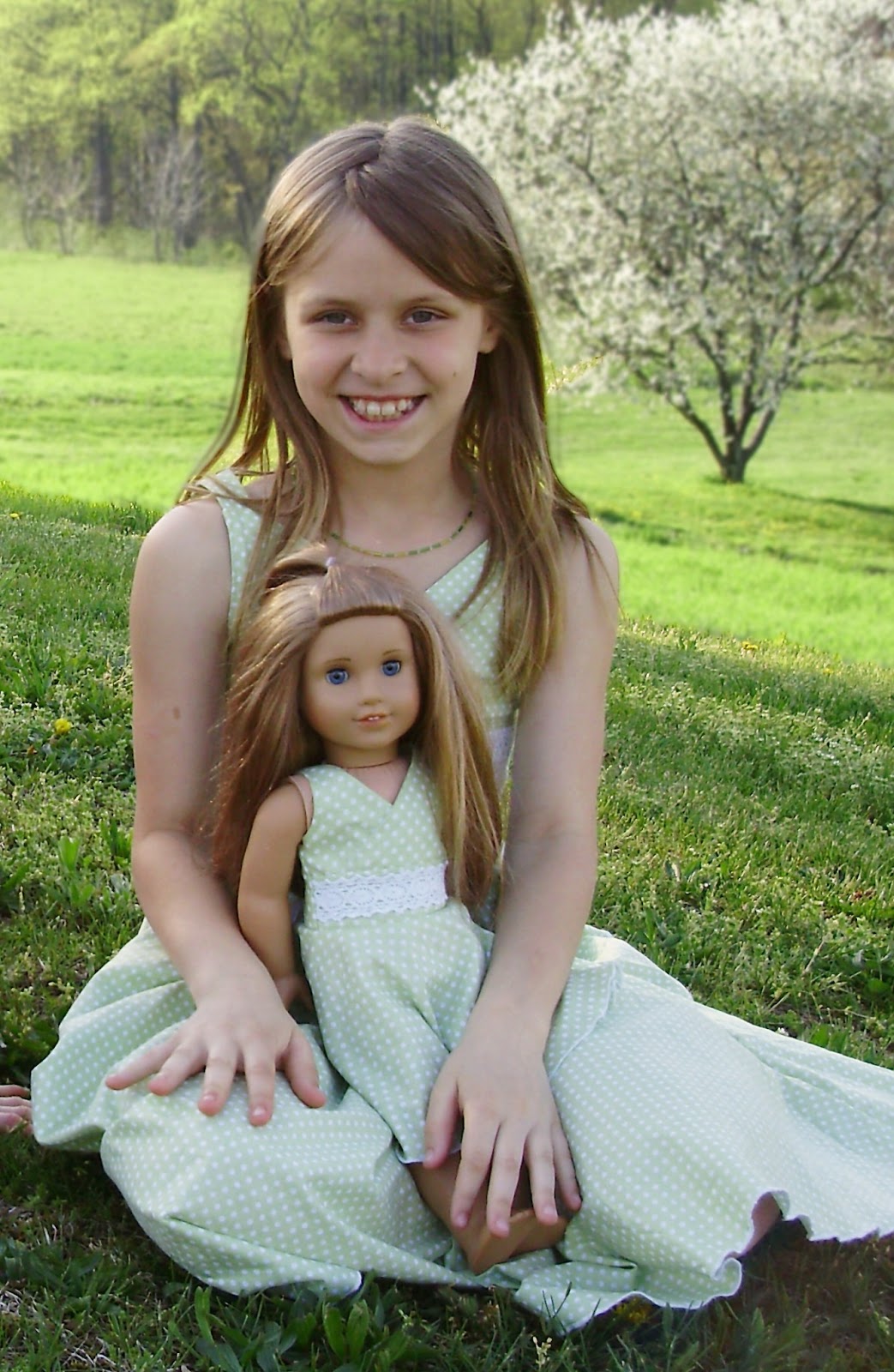 PACountryCrafts Twirly Lace Doll Dress Pattern