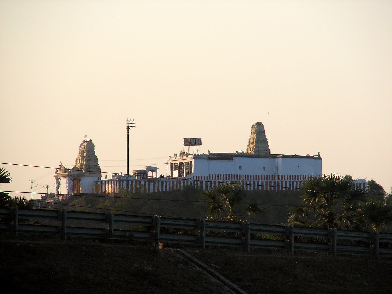 Sri Neervanna Perumal Temple (Thiruneermalai) Chennai - Divya Desam 42 Sri Neervanna Perumal Temple (Thiruneermalai) Chennai - Divya Desam 42