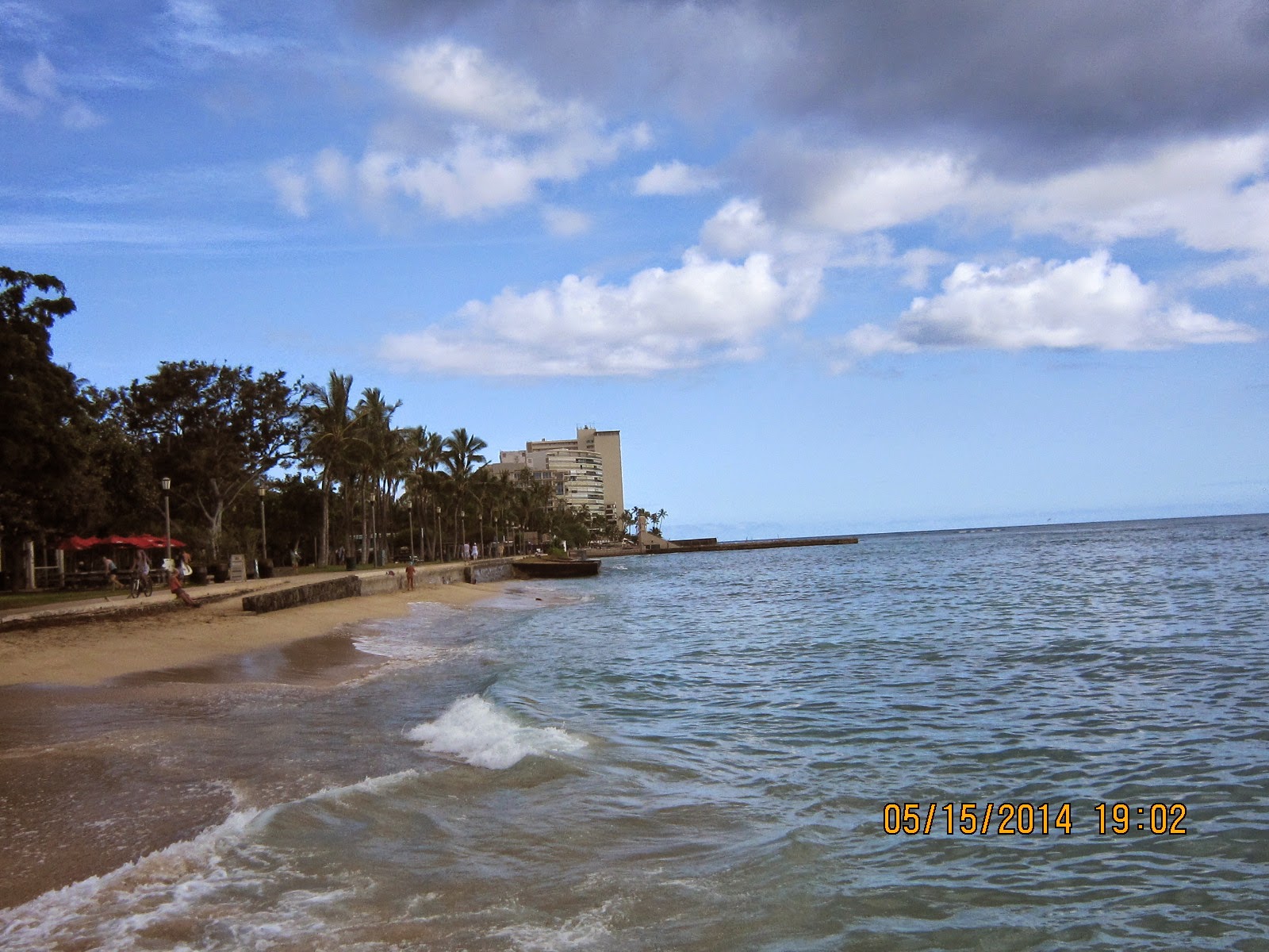 WAIKIKI AWESOME!