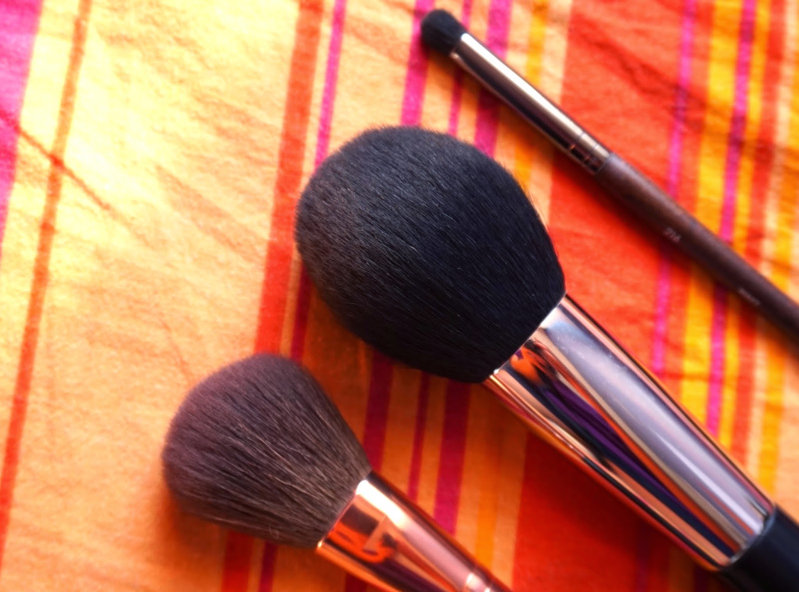 HOW TO Taking Care of Makeup Brushes With Natural Bristles The