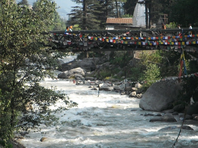 una india por el rio en el dia me encontre