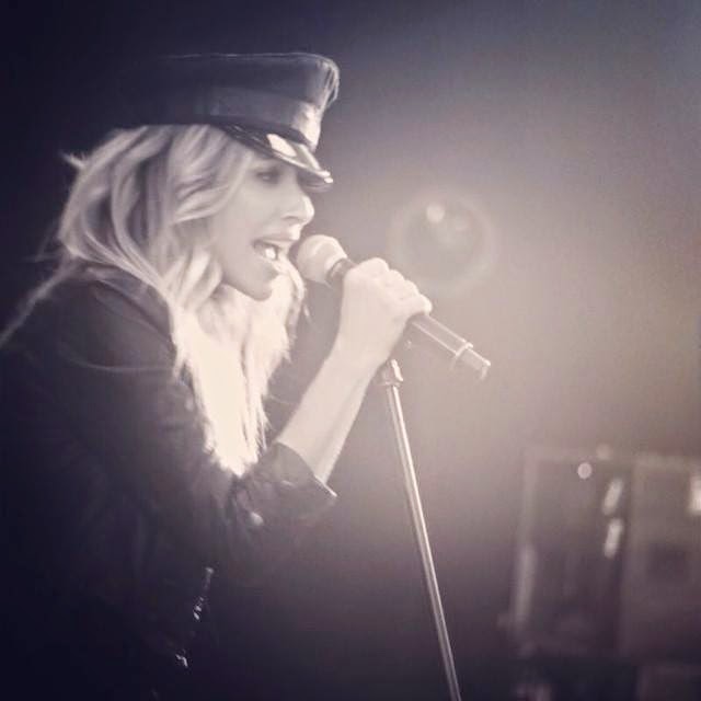 Adelanto del nuevo album en el concierto de Masamagrell (Valencia) 1 marta+sanchez+2014