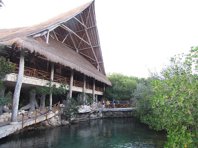 Mexico - Parque Xcaret (Playa del Carmen) Parque Xcaret en Playa del Carmen, Lugares para visitar en Playa del Carmen, Turismo en Mexico, Xcaret, Espectaculo nocturno de Xcaret, Xcaret o Xel-ha