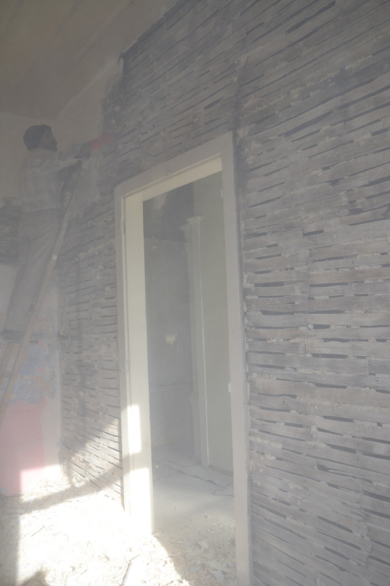 hasarlı bağdadi duvarlarda sıva raspasına başlandı mOTAXA