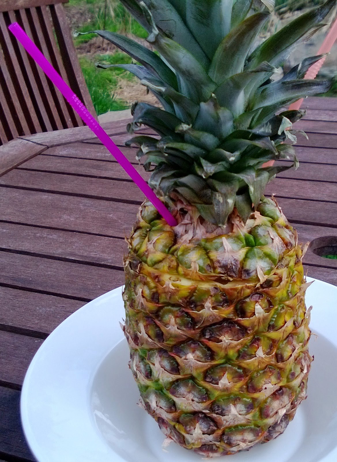 Raikas smoothie tai napakka drinkki! Ananasta Brasilian spirittiin!