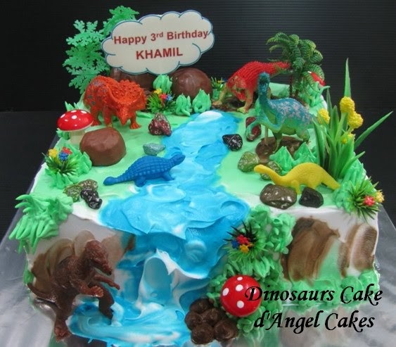 d'Angel Cakes Dinosaurs Cake fo Khamil