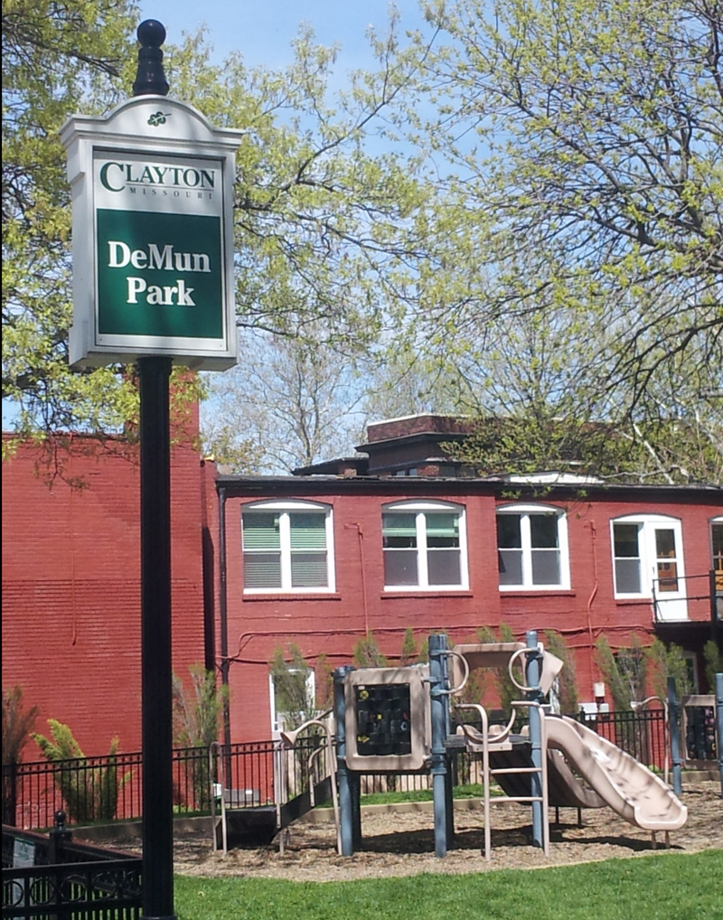 Play St. Louis DeMun Park, Clayton CURRENTLY CLOSED FOR RENOVATION