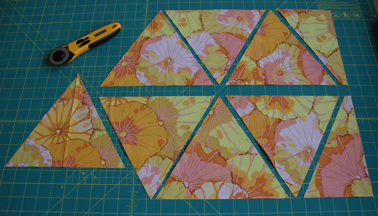 Quilt it wanna tri? cutting the triangles