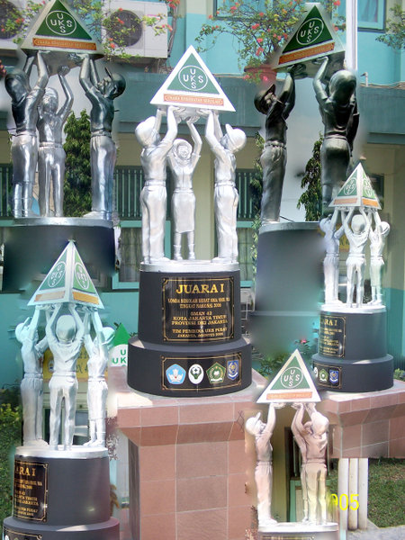 http://2.bp.blogspot.com/-JokJhA9kt6g/TexPhcYeNGI/AAAAAAAAAt0/NMZK-4s9mvo/s1600/ky2wtwnv.jpg