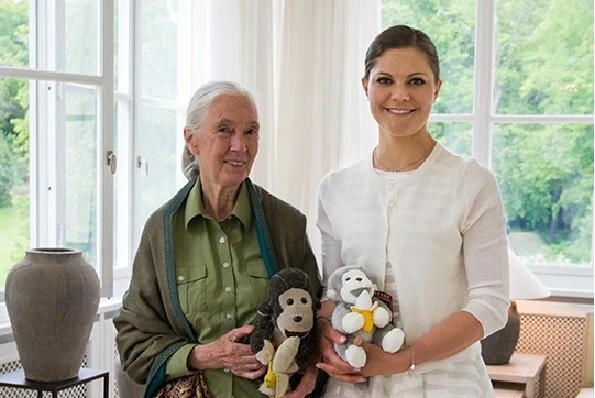 Jane Goodall visited Sweden to talk about her foundation, the Jane Goodall Institute. 