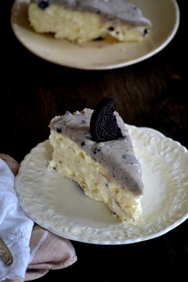 Cookies and Cream Cheesecake and Coffee Talk with Comfortably Domestic