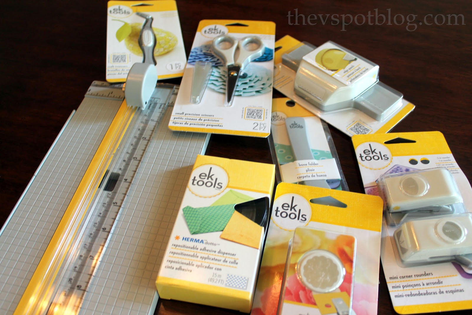 Turn old shopping bags into gift bags. A paper craft DIY. The V Spot