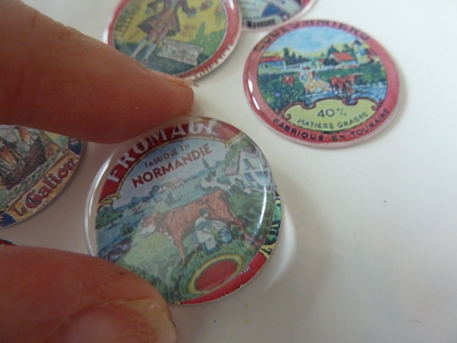 Make a Set of Epoxy Sticker