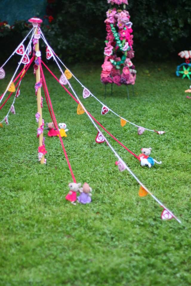 Illuminate Crochet Update The Craft Club's World Record Yarn Bomb