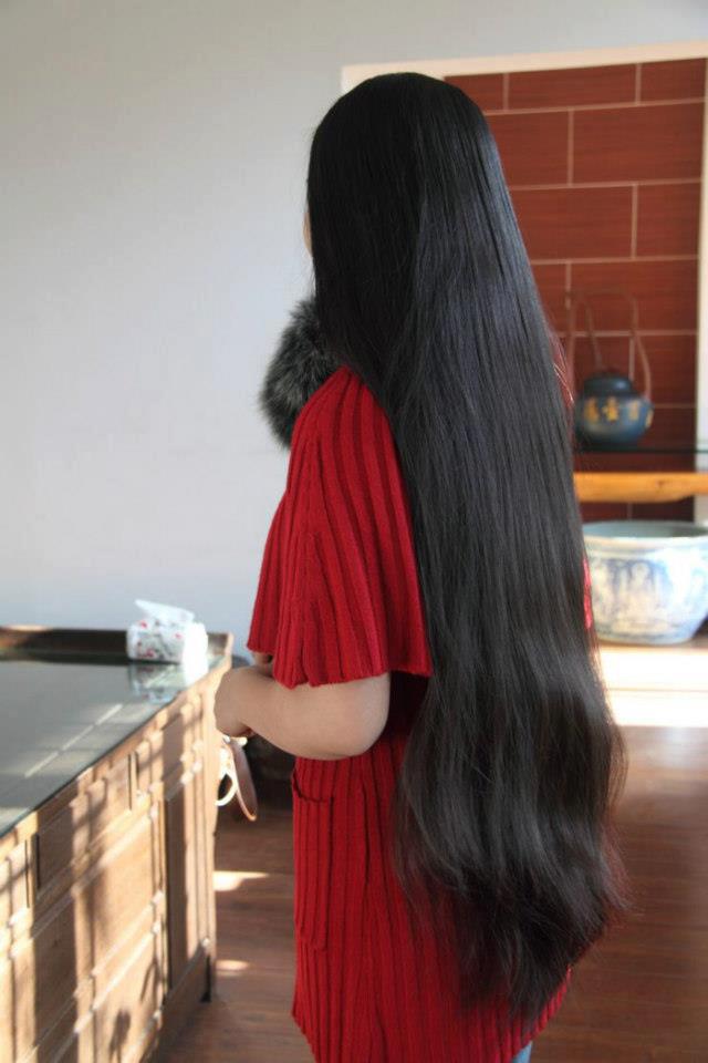 Young Kerala girl at a star hotel with loose long hair. Young Kerala girl at a star hotel with loose long hair.