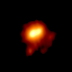 Due punti caldi e un arco freddo nell'atmosfera di Betelgeuse