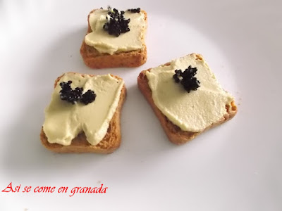 Crema De Aguacate Y Queso