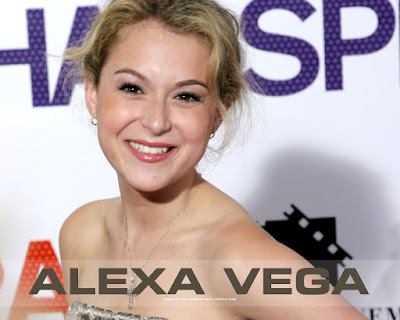 American Celebrity Alexa Vega Photos