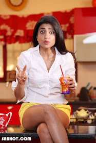 Shriya Saran hot Pavitra Movie