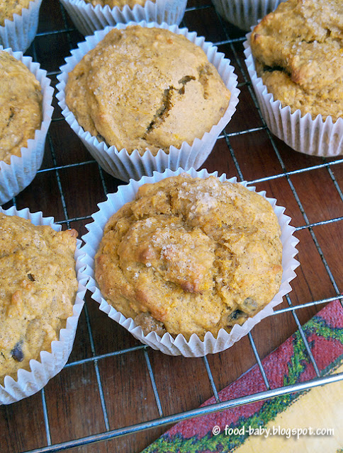 Pumpkin Banana and Date Muffins © food-baby.blogspot.com All rights reserved