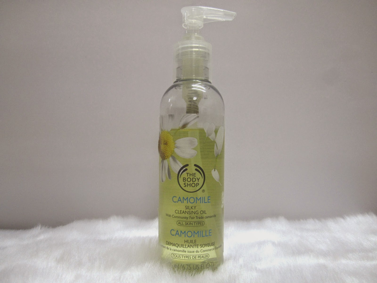 The Body Shop Camomile Silky Cleansing Oil Review