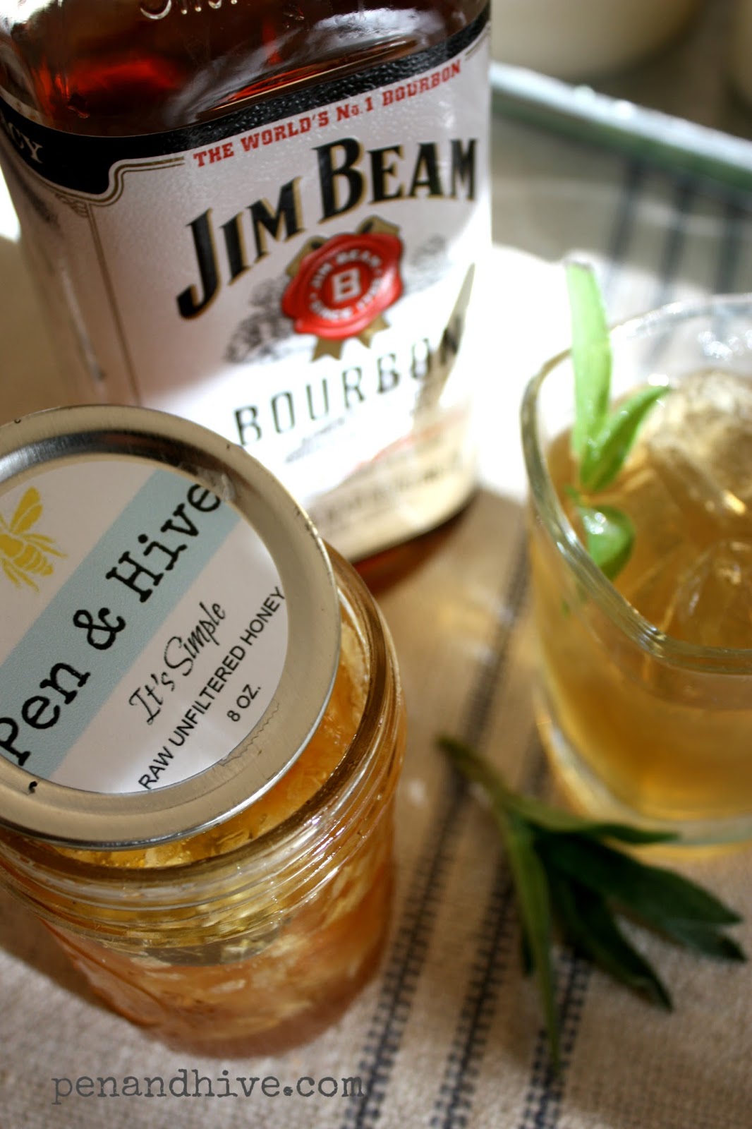 Pen & Hive Tipsy Honeybee Cocktail