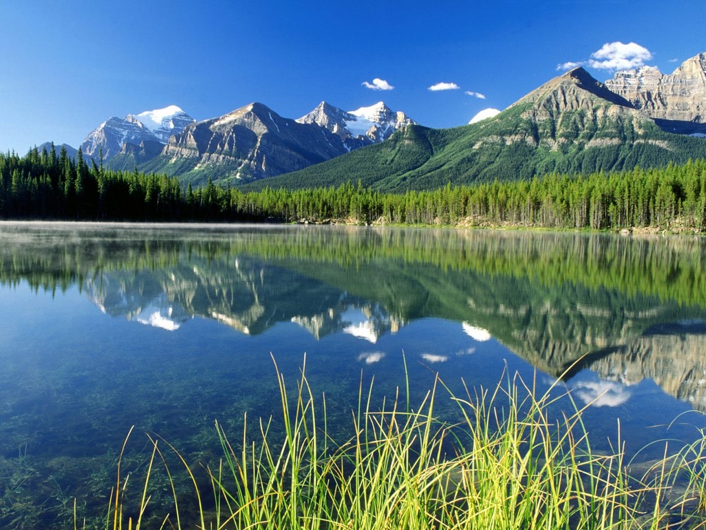 http://2.bp.blogspot.com/-JyCreK6s2i4/TdSa91n_90I/AAAAAAAAAu4/zw16v1BcpwU/s1600/Canadian%2BRockies.jpg