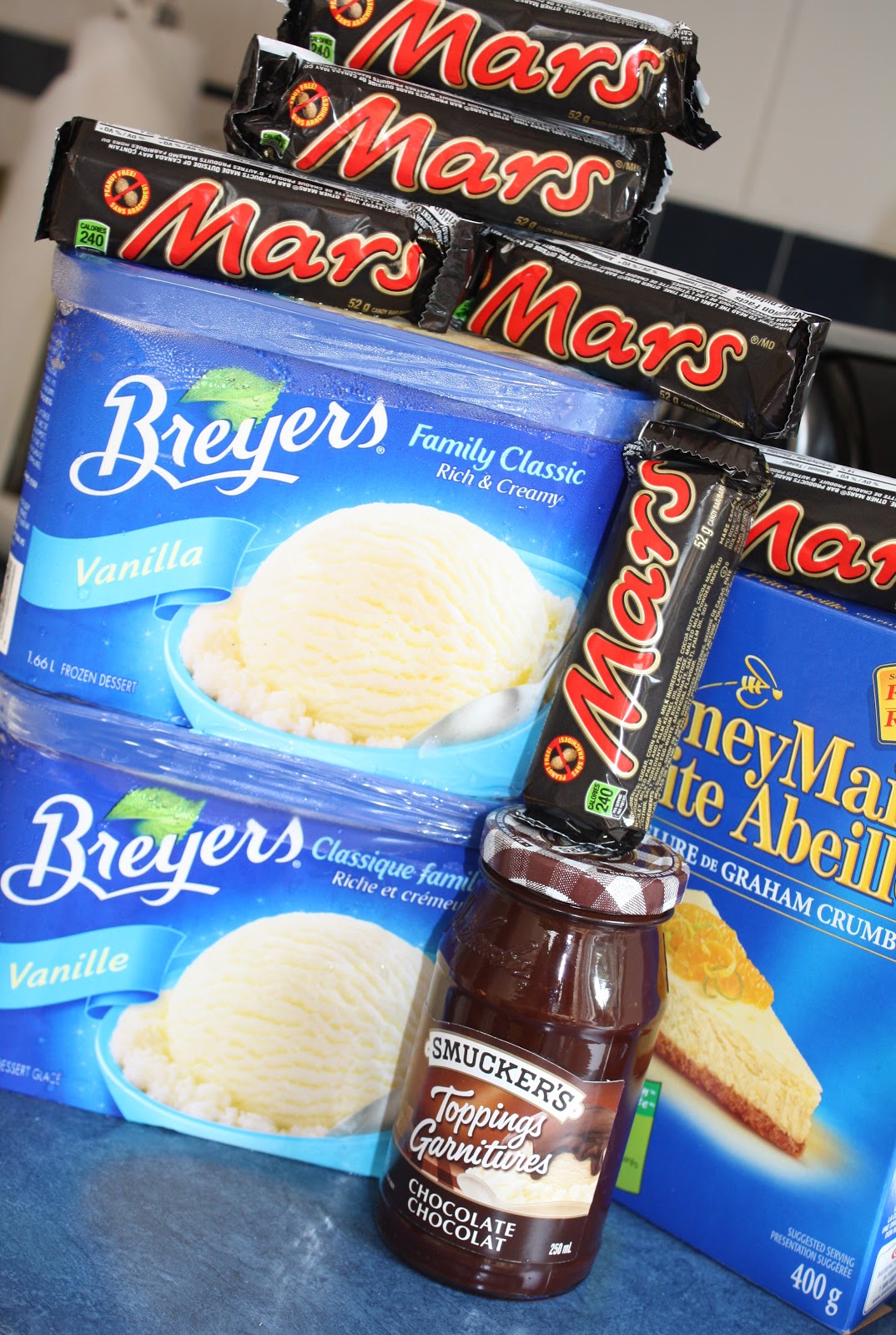 Mel's Sweet Treats Hedy's Mars Bar Ice Cream Cake