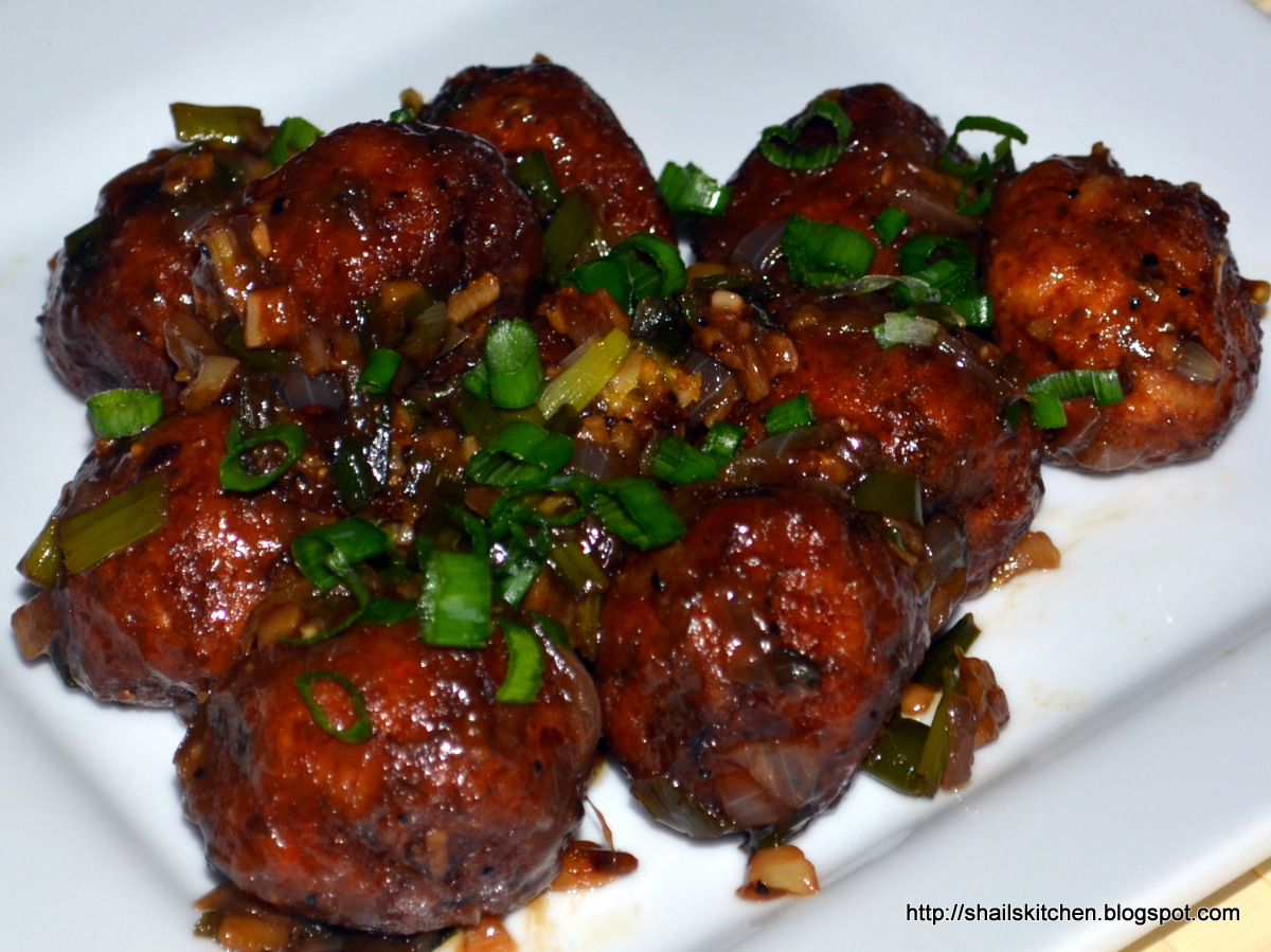 Shail de Cuisine Vegetable Manchurian Dry and Gravy