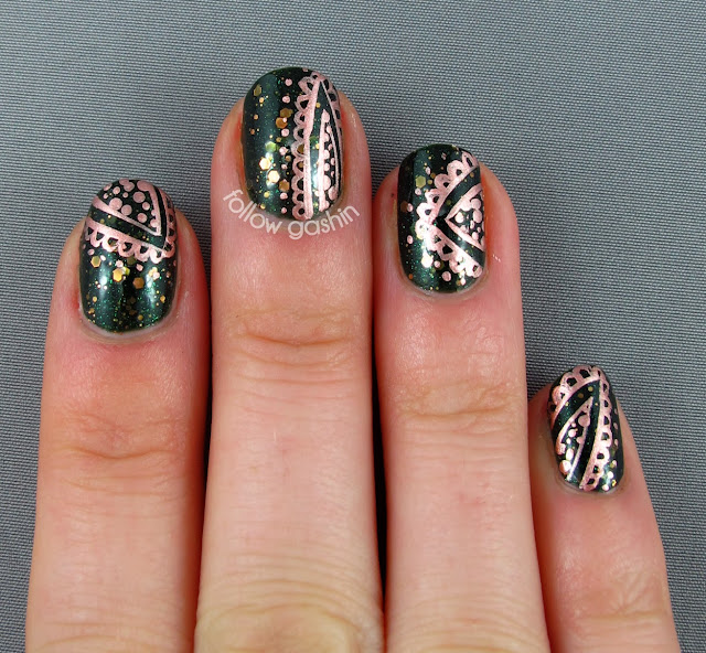 Copper Pattern: lightbox CFL light