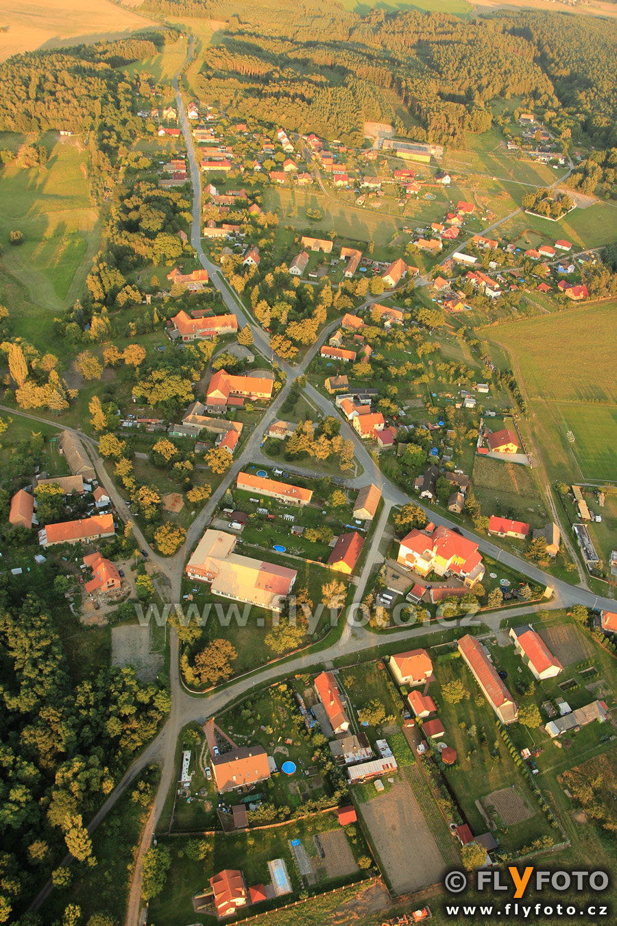 FLyFOTO letecká fotografie a video Lipník