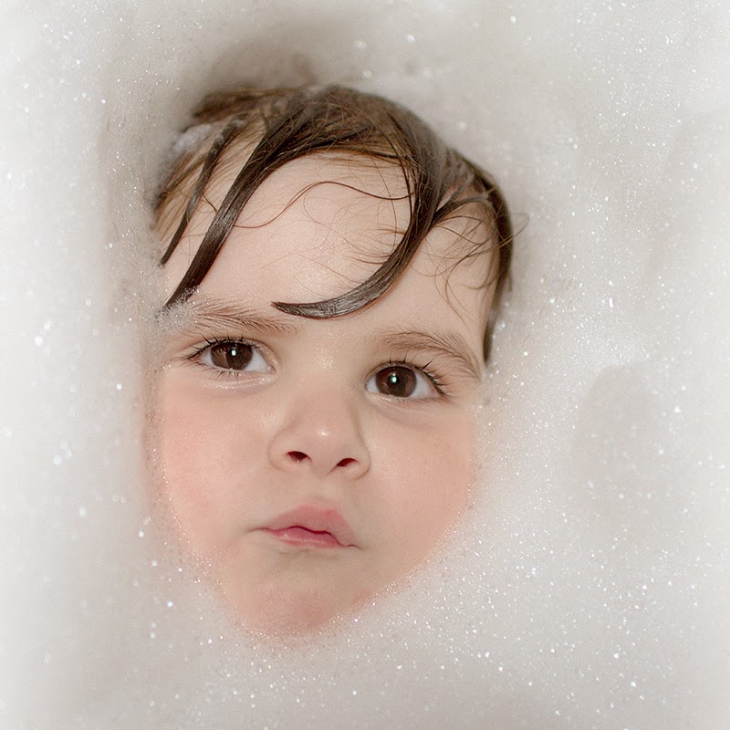 portrait and life style photography #HotSunday #BathBubbles #BathtubFun #Above #Sisters #Amadea #SophiaTerraZiva
