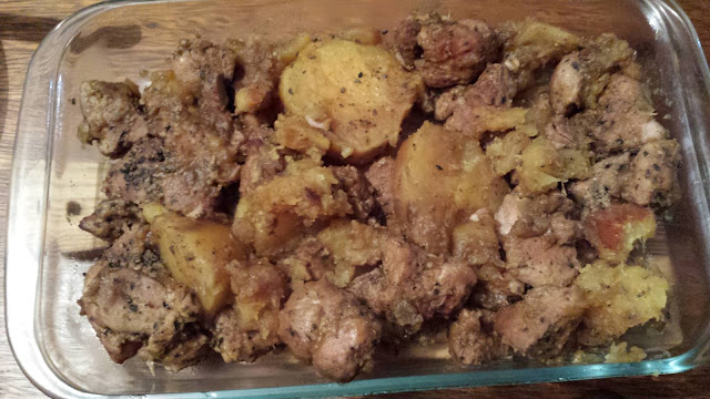 Cubos de Pernil com Batata Doce na pressão Cubos de Pernil com Batata Doce na pressão