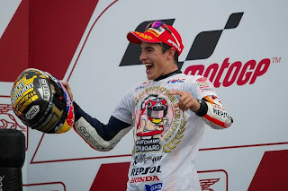 Márquez celebra su primer título de MotoGP