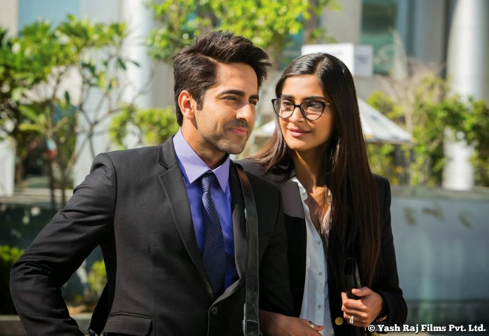 http://2.bp.blogspot.com/-K6ic76OQ_8M/UwXpoki8tZI/AAAAAAABqaI/Xh45I4aMczs/s1600/%27Bewakoofiyaan%27+Exclusive+Stills+ft+Sonam+Kapoor++(27).jpg