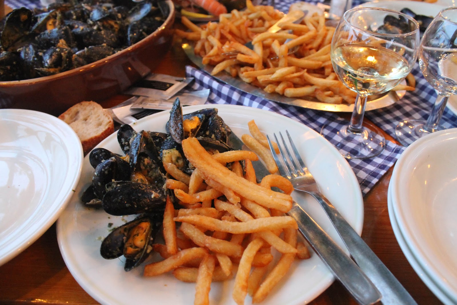 Wine, food and other pleasures Moules frites at Chez Hortense, Cap Ferret